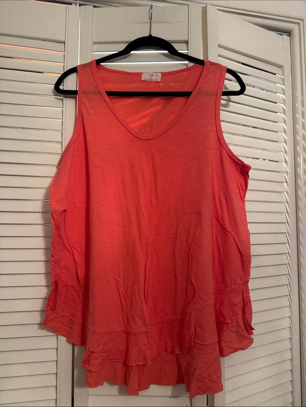 T.La Coral Pink Ruffle-Hem V-Neck Tank